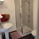卡吕普索酒店 耶尔