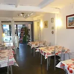 卡吕普索酒店