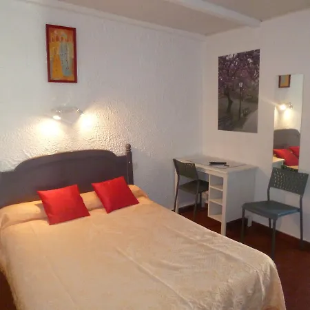 Le Calypso 호텔 히에레