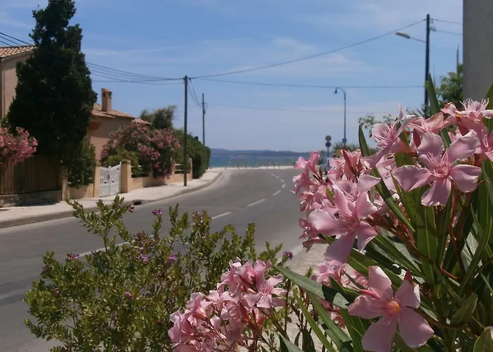 Le Calypso Hotel Hyères